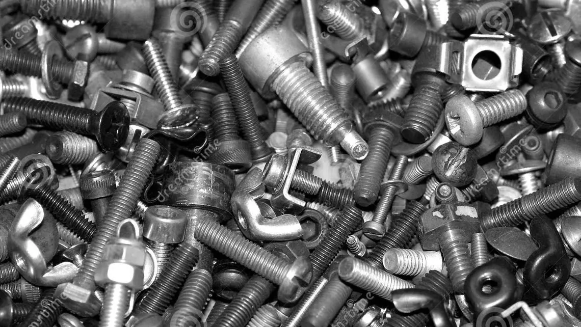 Ama-rivets nezikulufu ezivela kungobo yomlando